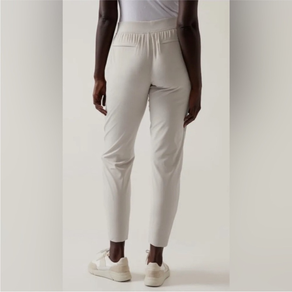 NWT Athleta Brooklyn Ankle Pant Light Tan / Ecru Size 10 - Picture 5 of 16